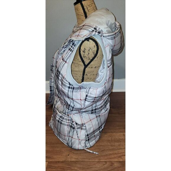 Marcelle Renee Plaid Hooded Vest - Picture 4 of 8